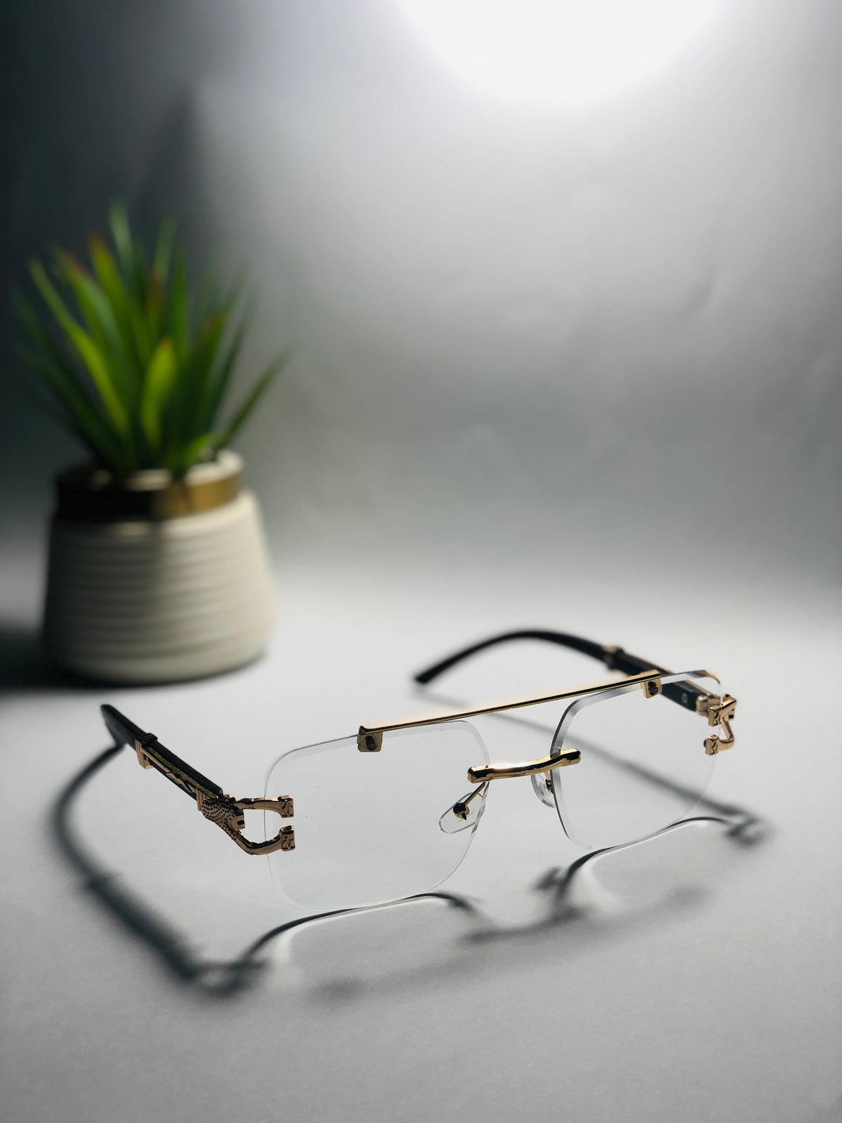 Solar Cheetah Photochromic Glasses