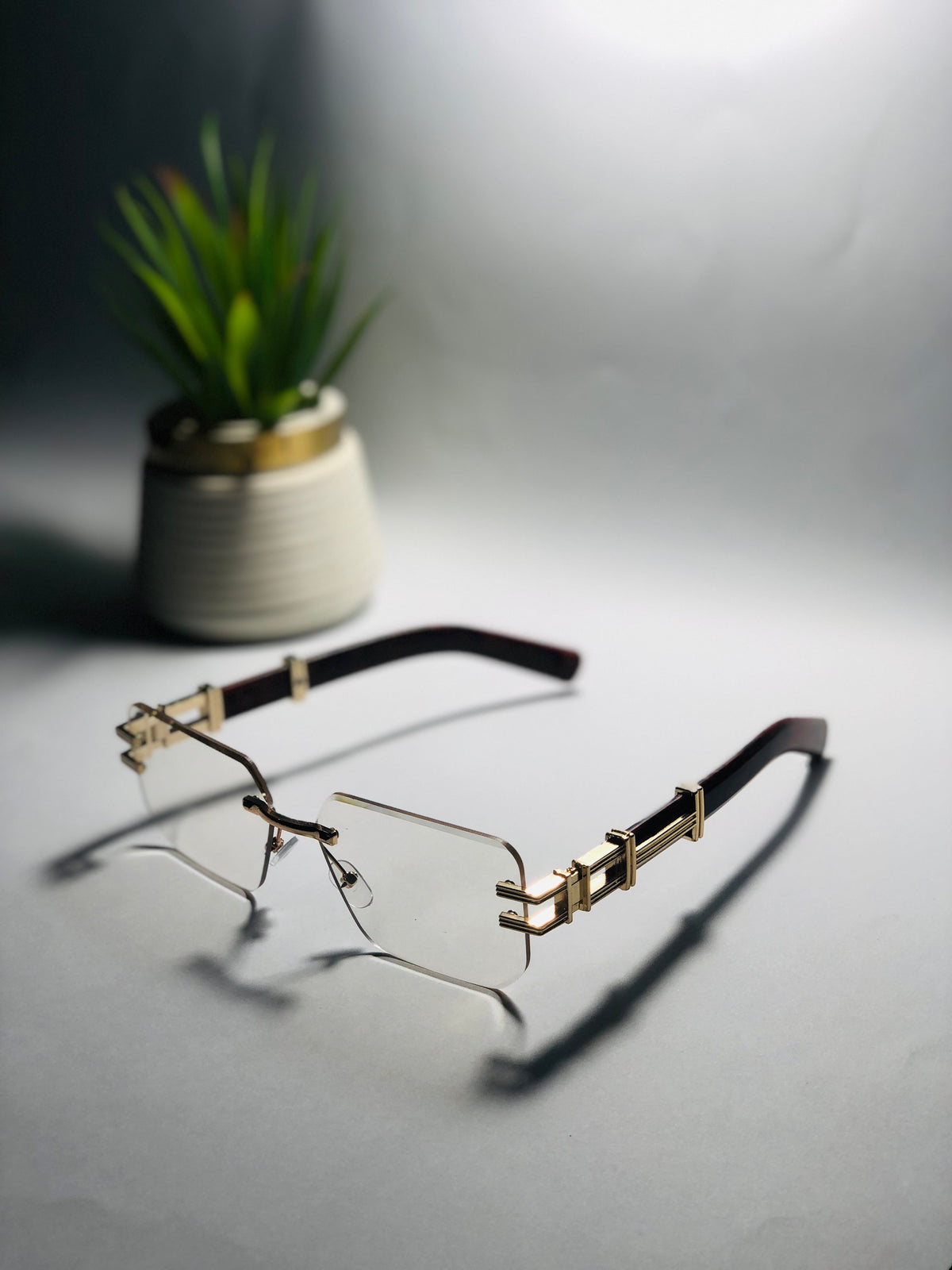 C-Decor Solar Photochromic Glasses