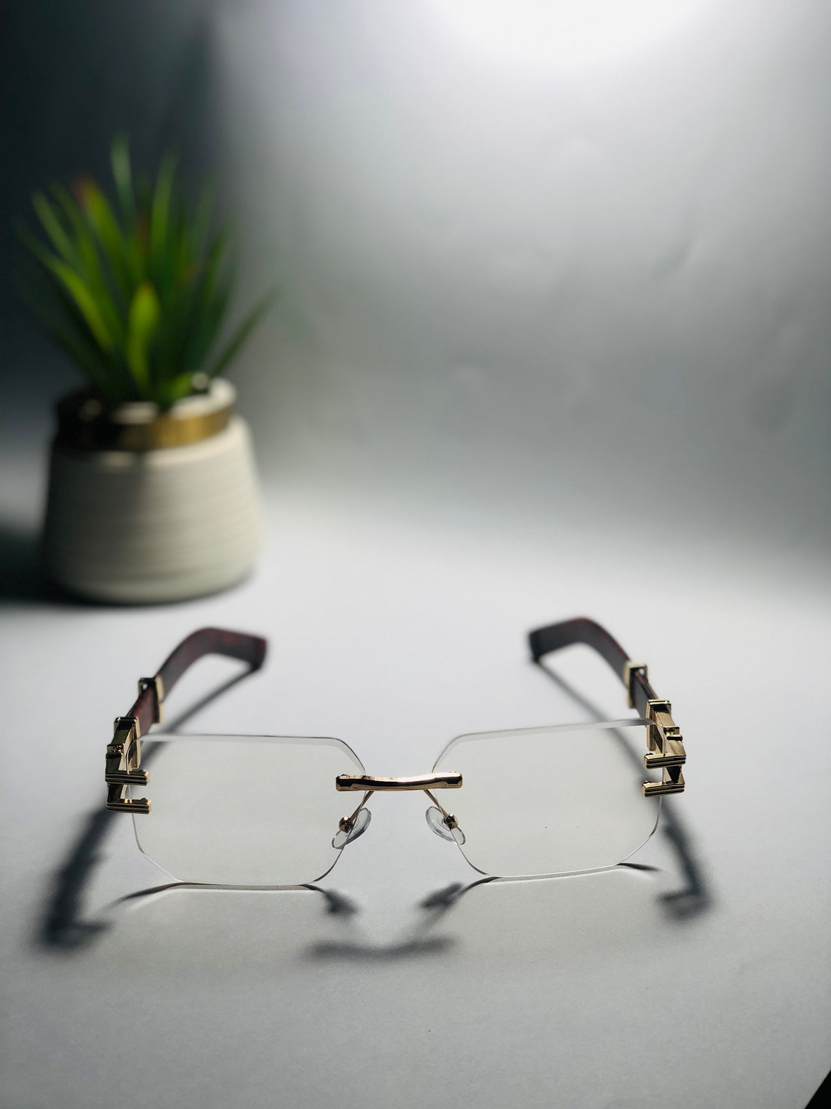 C-Decor Solar Photochromic Glasses