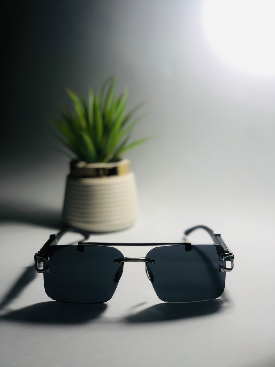 Aura Black