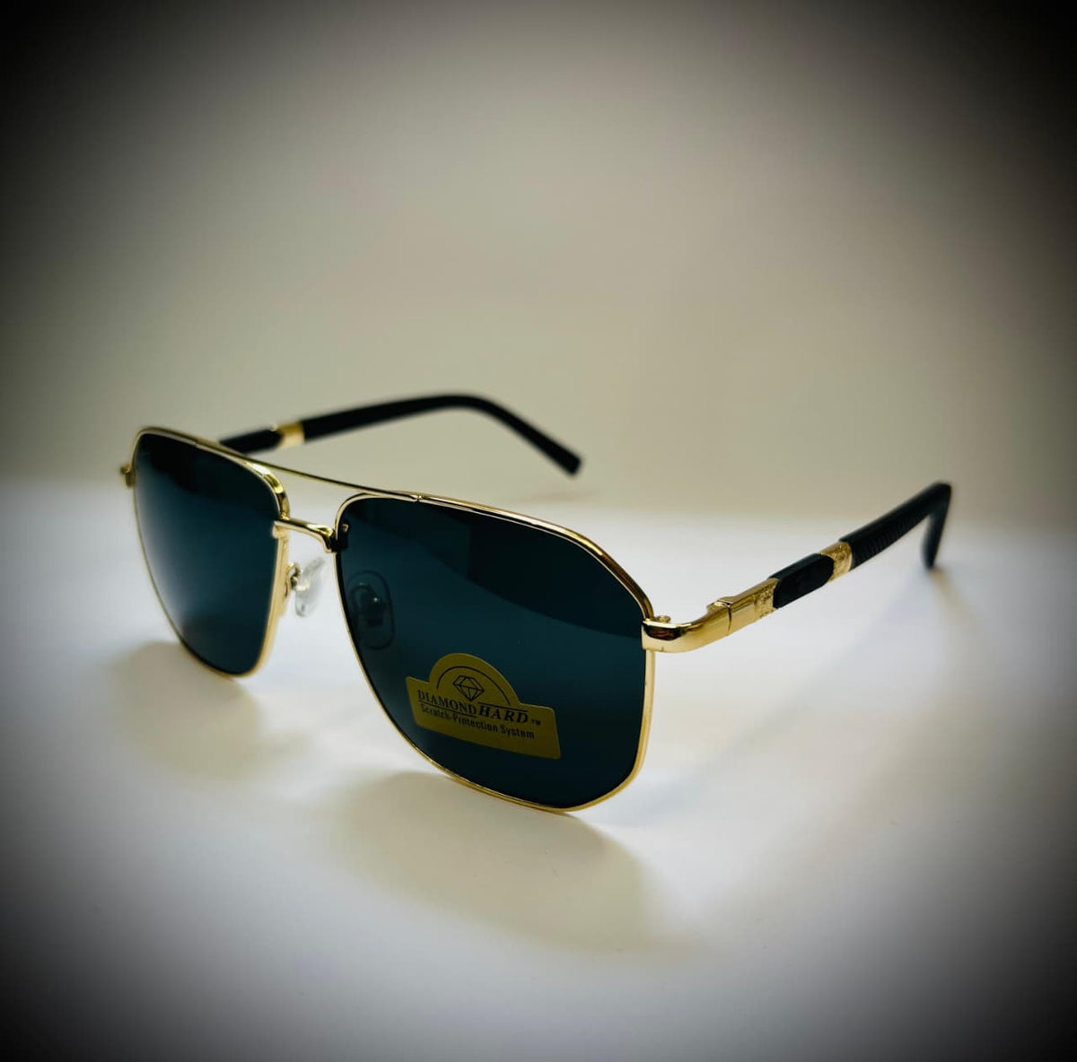 Ray-Ban "Carbon-Gold" Navigator Edition (Executive Class)