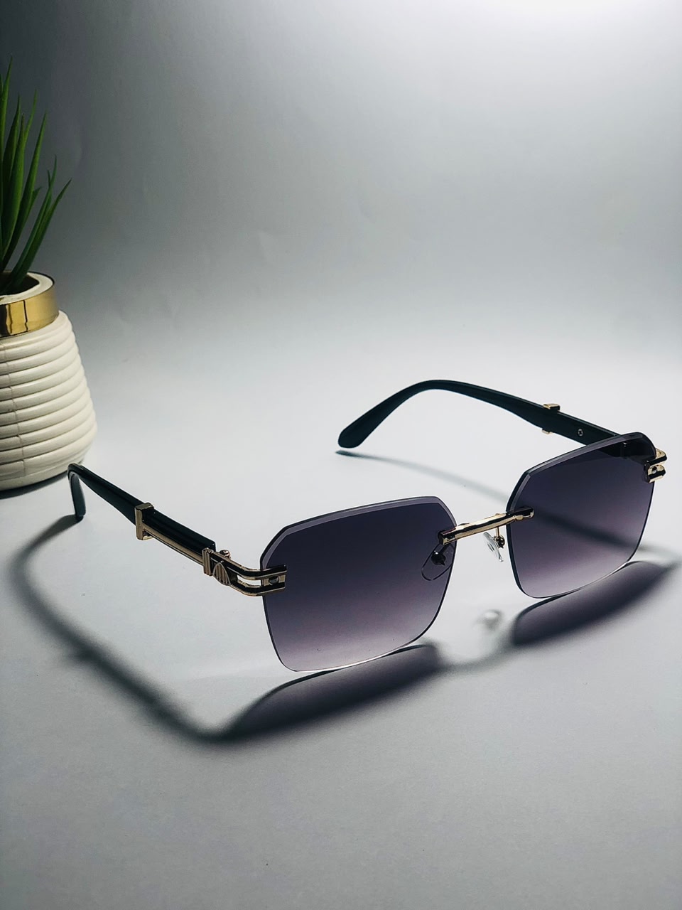 Classic Rimeless Glasses