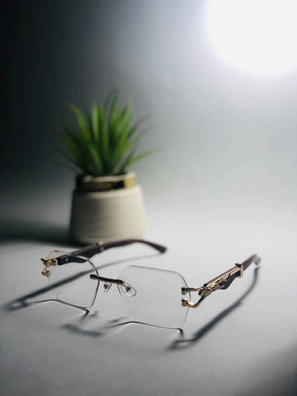 Aura Solar Photochromic Glasses