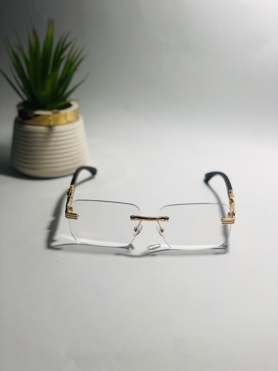 Solar Apex Photochromic Glasses